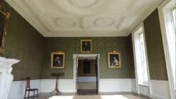 Farrow & Ball Estate Old White No.4 Matt Emulsion Paint, 2.5L -Farrow & Ball farrow ball estate old white no 4 matt emulsion paint 2 5l5029496020427 lcl en