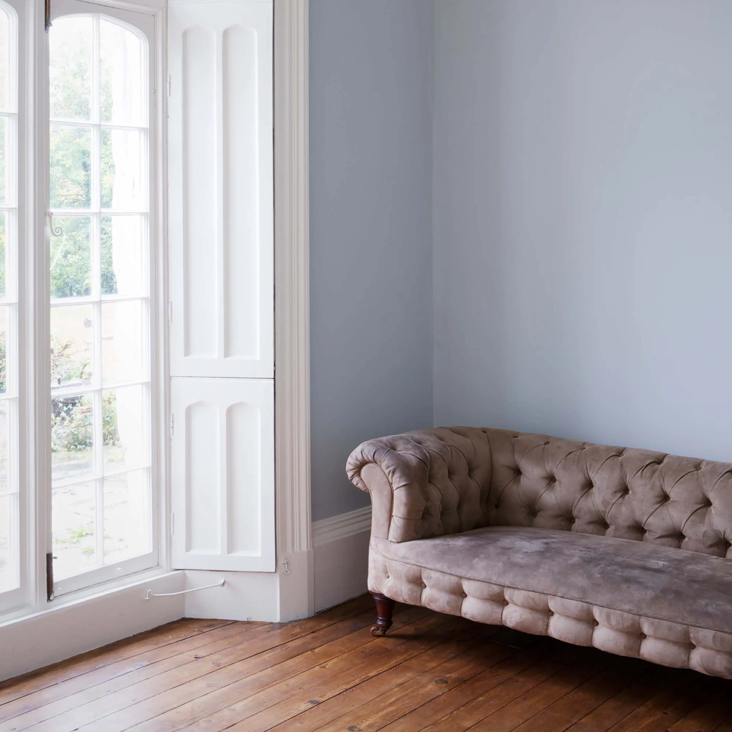 Farrow & Ball Estate Skylight No.205 Eggshell Paint, 750ml 6 Farrow & Ball Estate Skylight No.205 Eggshell Paint, 750ml - Image 4