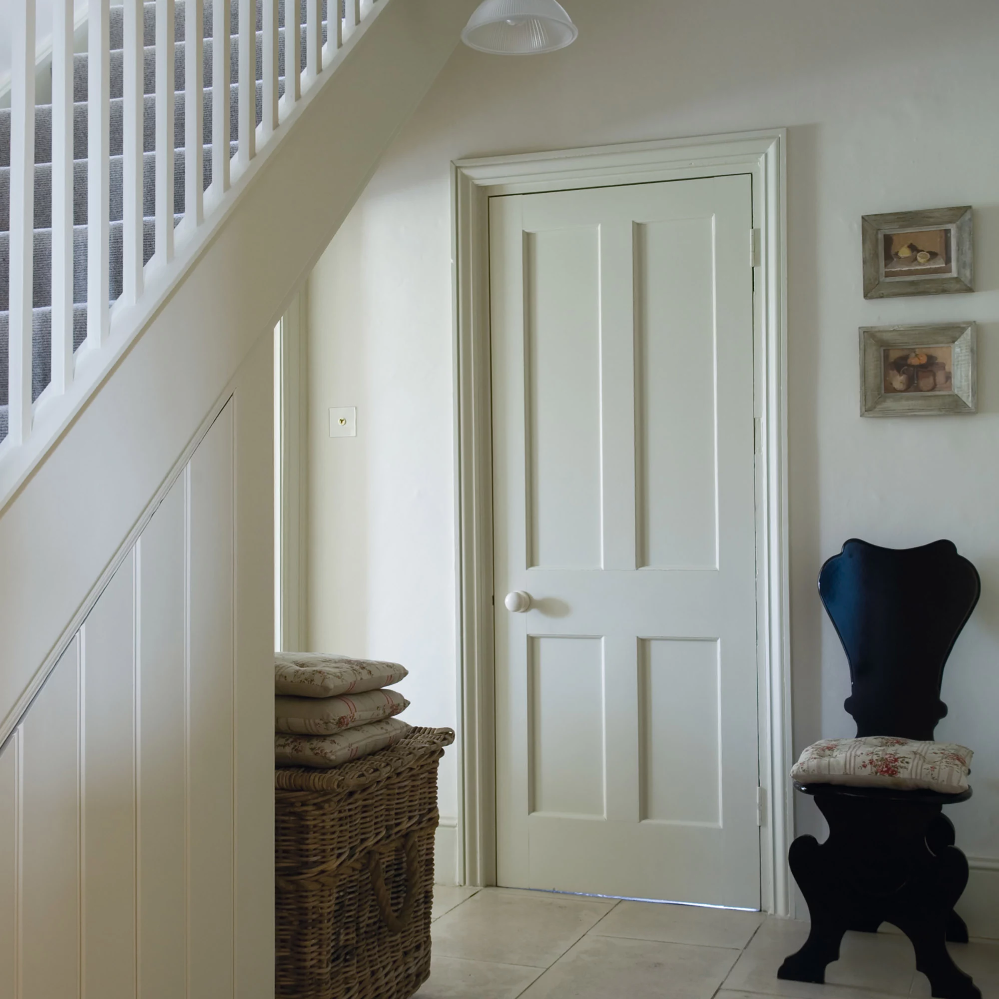 Farrow & Ball Modern James White No.2010 Eggshell Paint, 2.5L 6 Farrow & Ball Modern James White No.2010 Eggshell Paint, 2.5L - Image 4