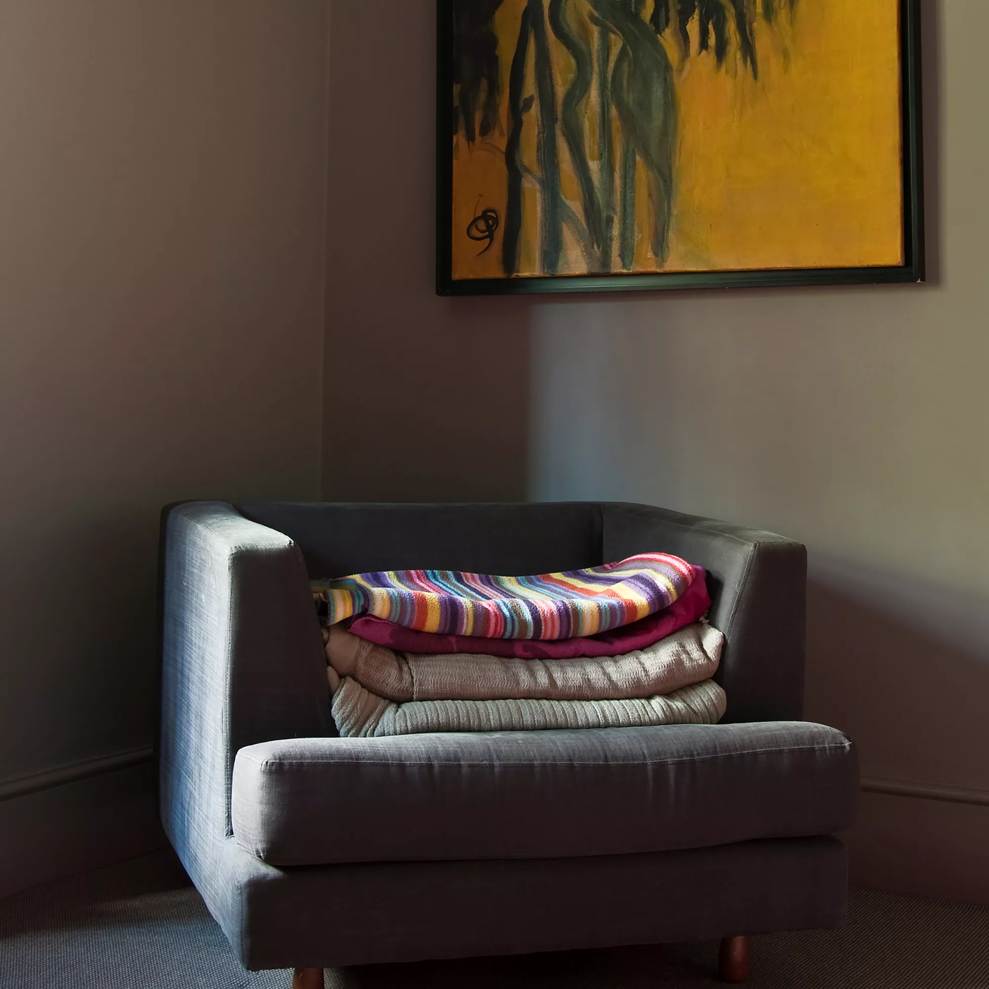 Farrow & Ball Modern Light Gray No.17 Eggshell Paint, 750ml 6 Farrow & Ball Modern Light Gray No.17 Eggshell Paint, 750ml - Image 4