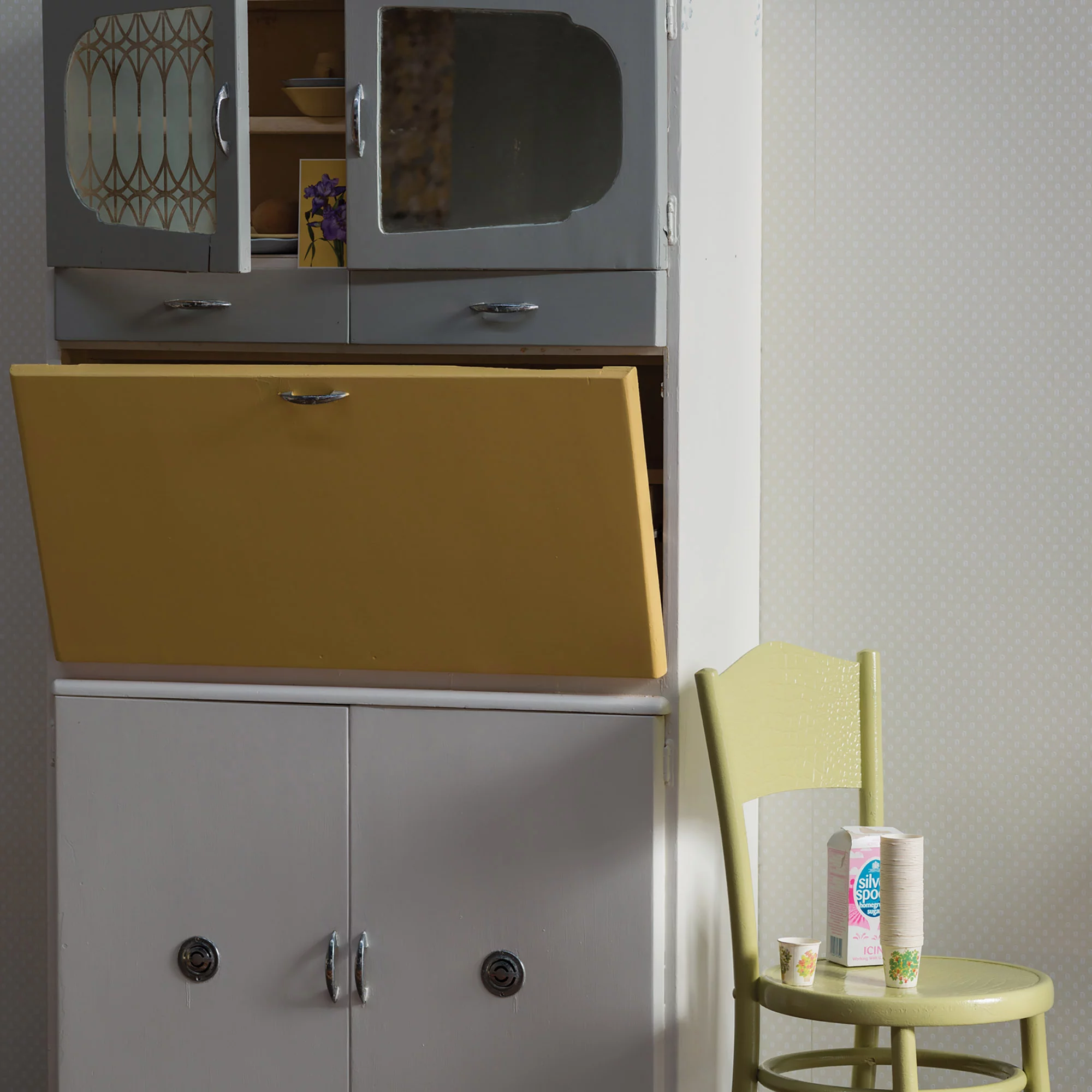 Farrow & Ball Modern Yellow Ground No.218 Matt Emulsion Paint, 2.5L 6 Farrow & Ball Modern Yellow Ground No.218 Matt Emulsion Paint, 2.5L - Image 4